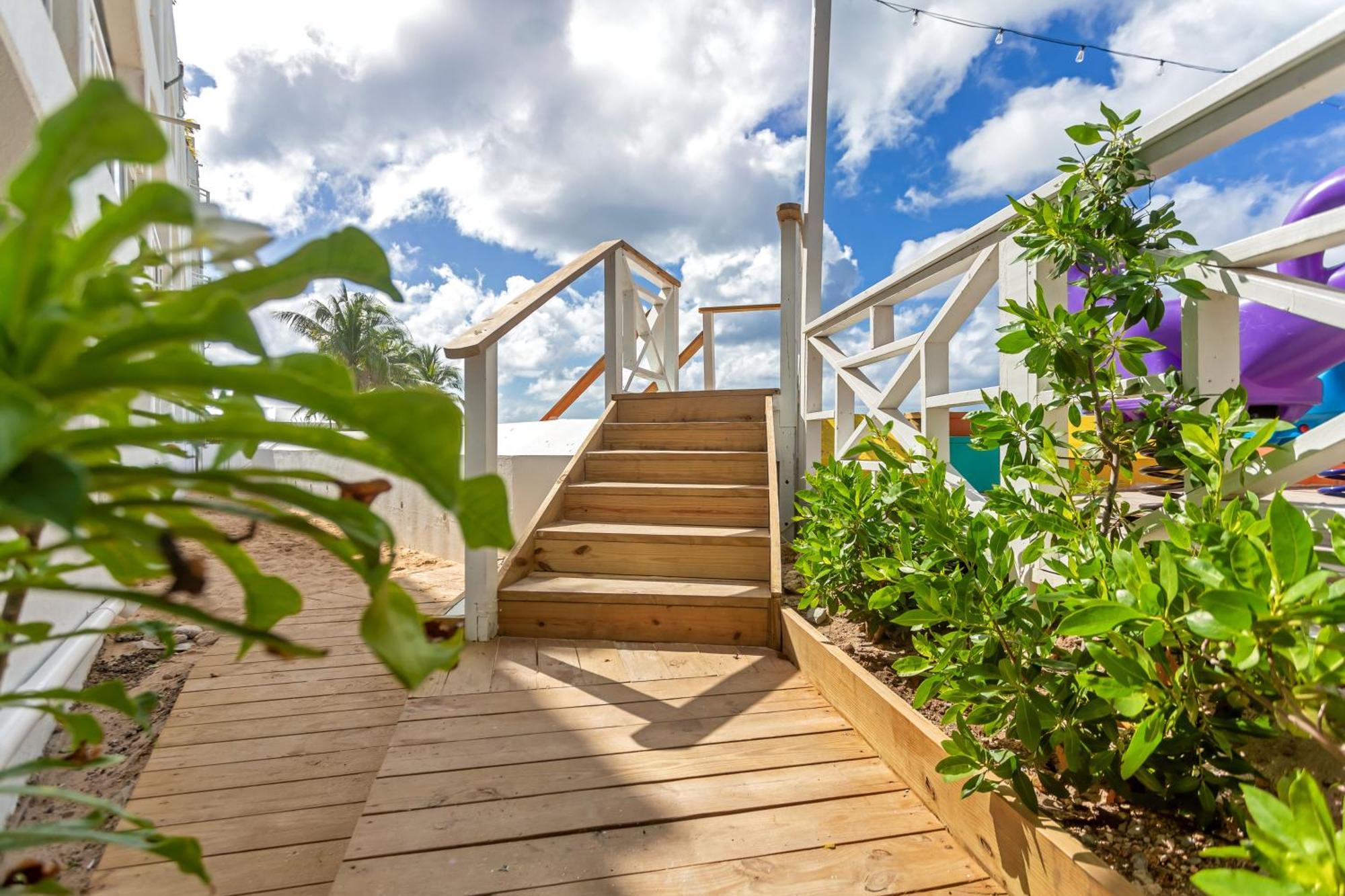 Maho Beach House - Sand Bar Studio - Ocean View Exteriör bild